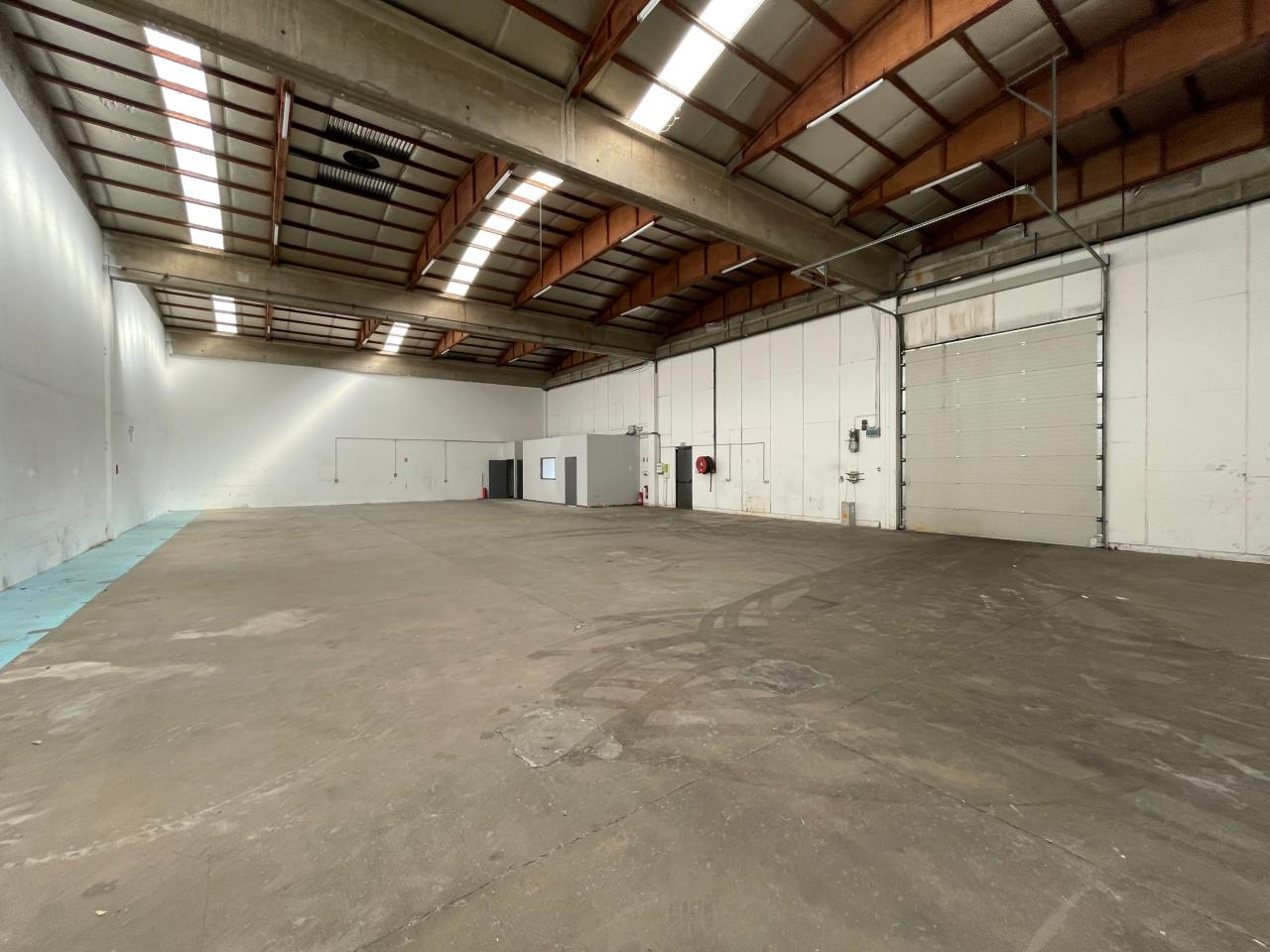 Local d'activité Saint-Priest 1890m² Location local d'activité Saint-Priest Rhône OLACT2108882 6